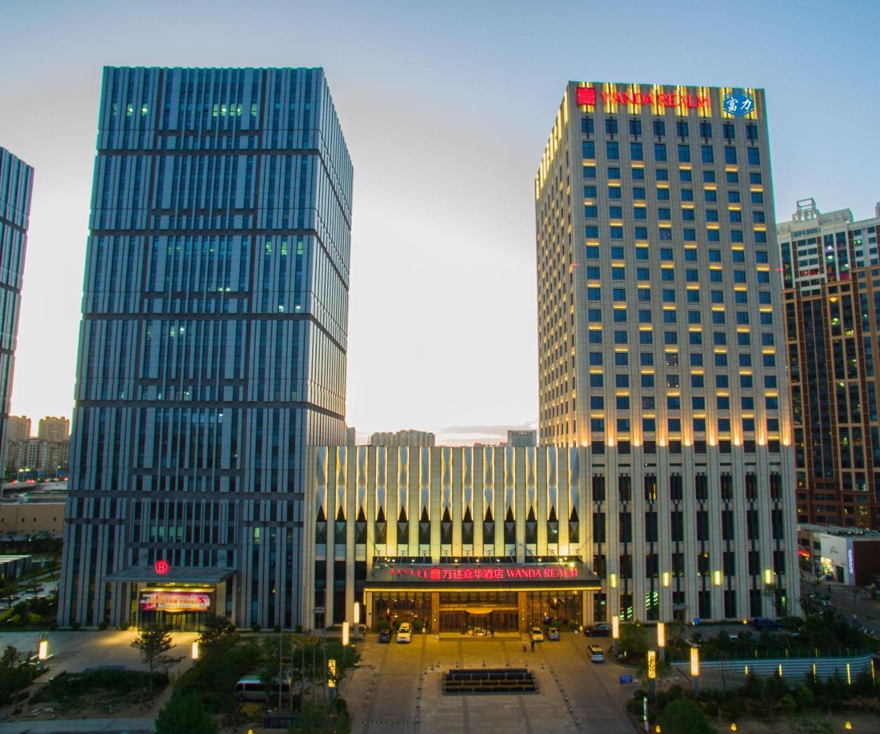 Wanda Realm Chifeng Hotel Exterior photo