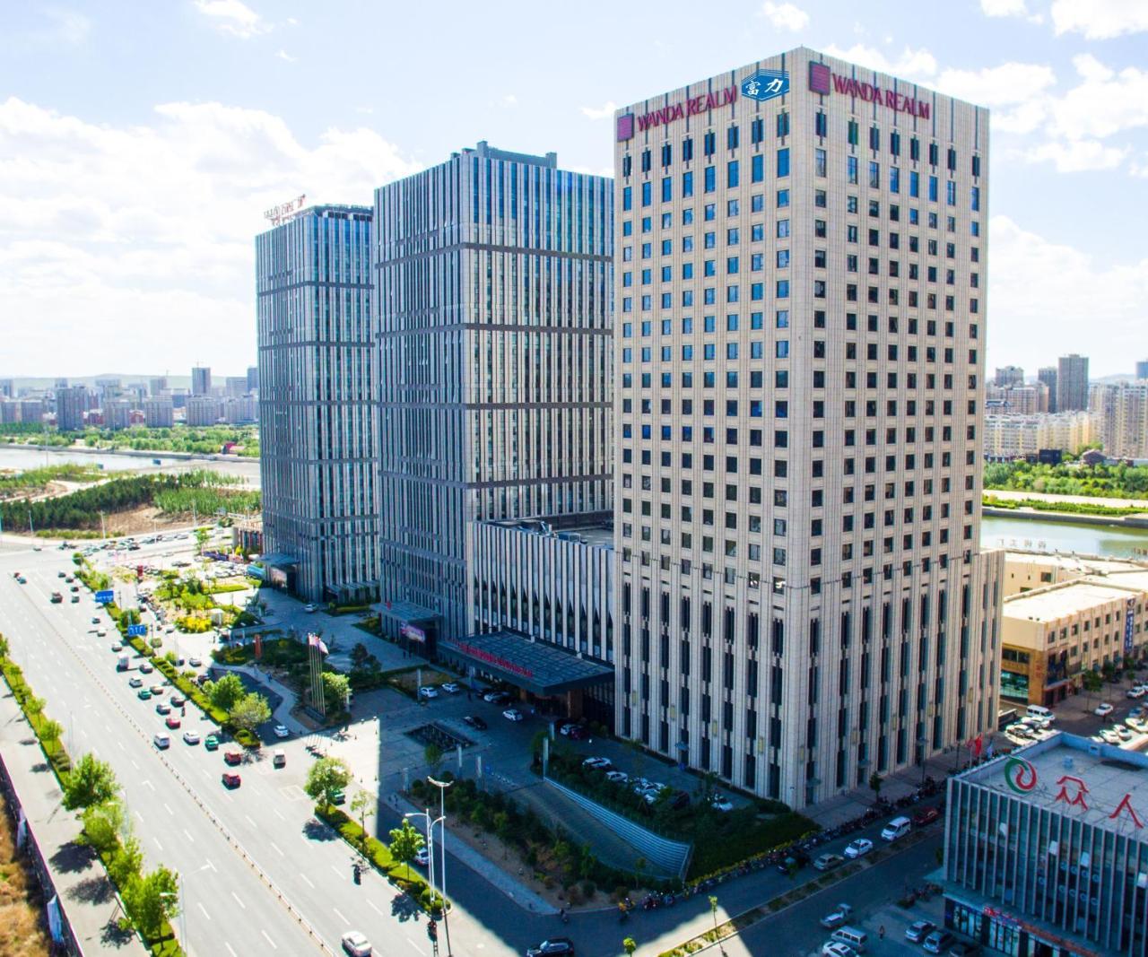Wanda Realm Chifeng Hotel Exterior photo